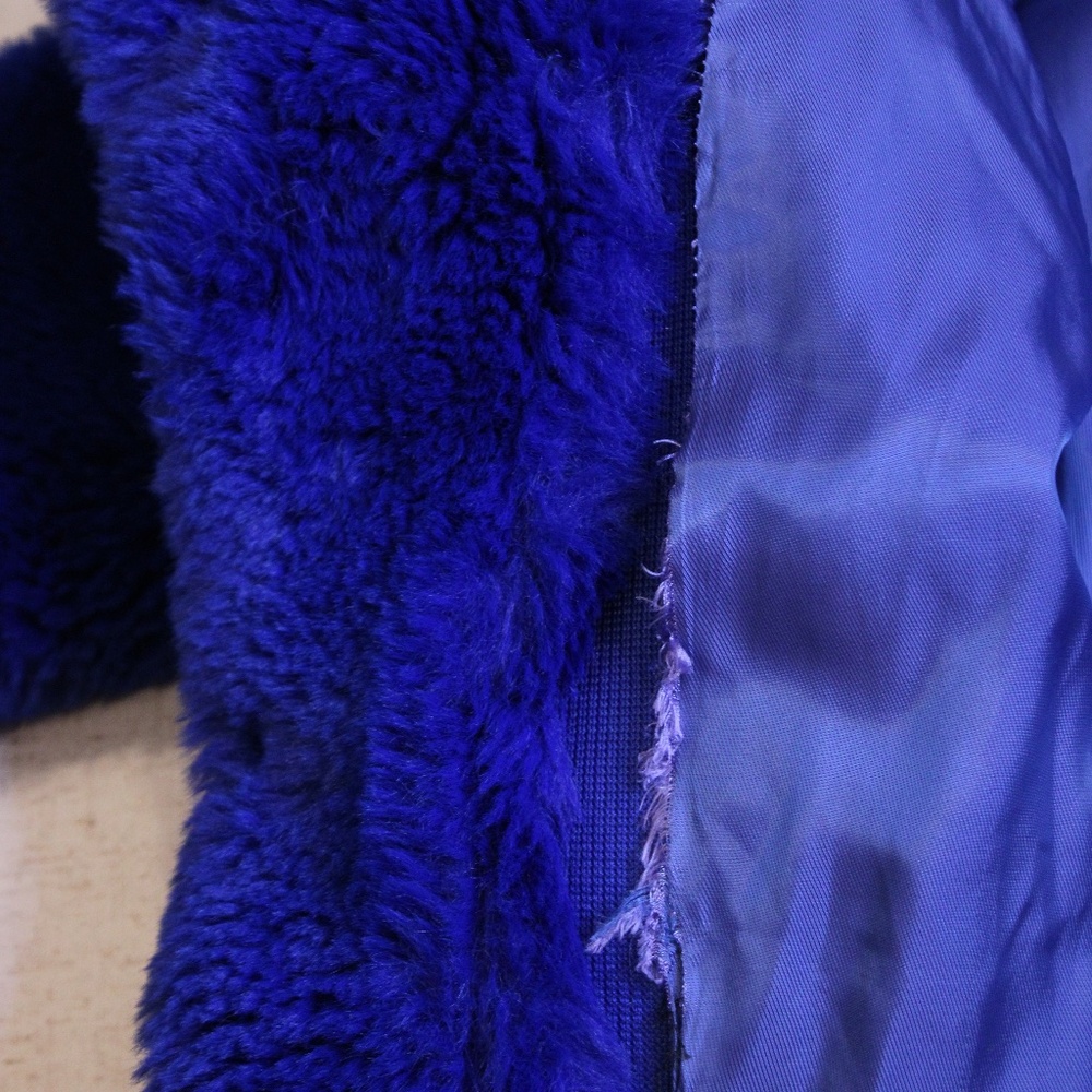 Noize, Faux Fur Sapphire Coat, Size S/P - Picture 8 of 11